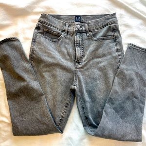 The Gap grey wash skinny jeans size 6